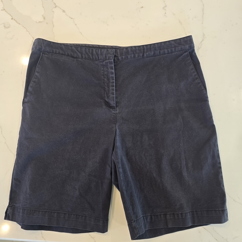 Izod Dark Blue Women's Bermuda Shorts Size 16 - Picture 2 of 9